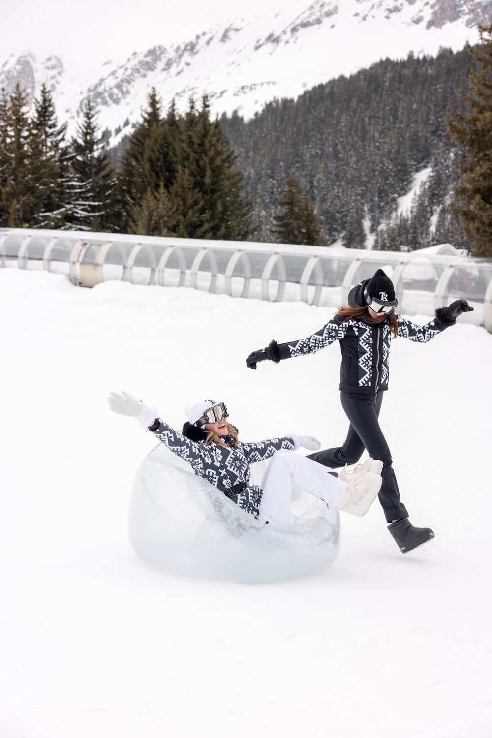 LONDON & PARIS CHALET-JACKEN